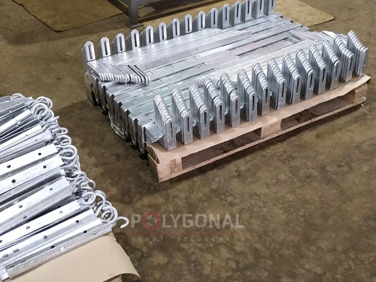 Passivation of products after hot-dip galvanising